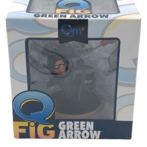 Figurine QFig Green Arrow DC comics 1 Photoroom