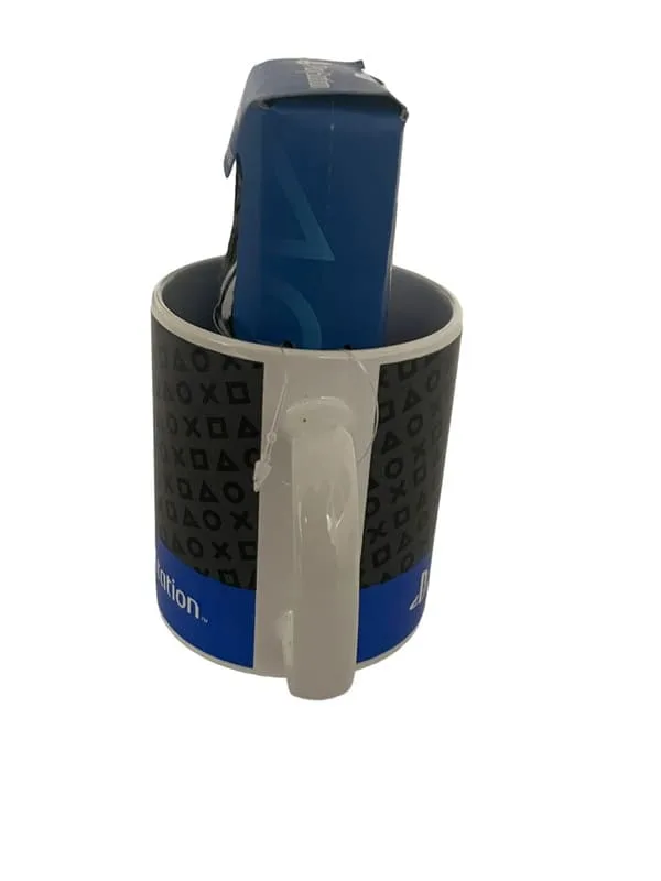 Mug : tasse Sony PlayStation + paire de chaussette 4