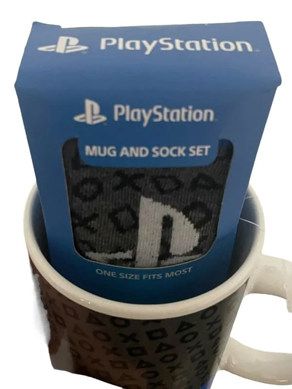 Mug : tasse Sony PlayStation + paire de chaussette 5