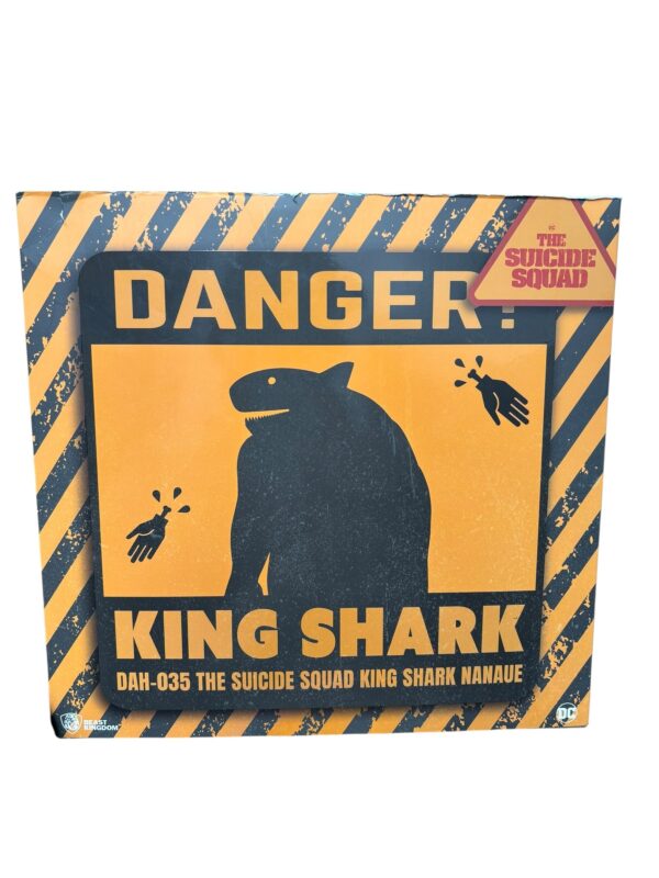figurine king shark - 1