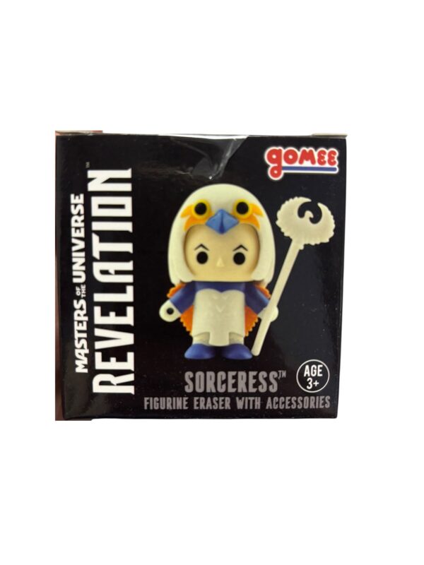 figurine gomme sorceress - 1