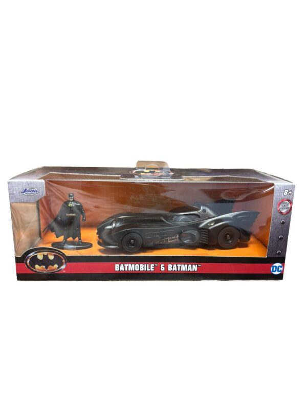 batmobile dc comics - 1