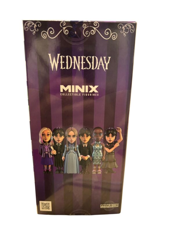 Figurine Wednesday Addams - 2