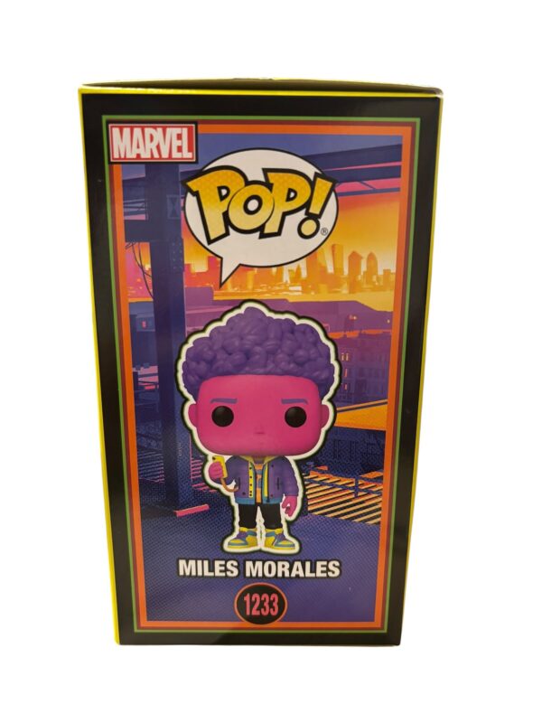 Funko Pop Miles Morales - 3